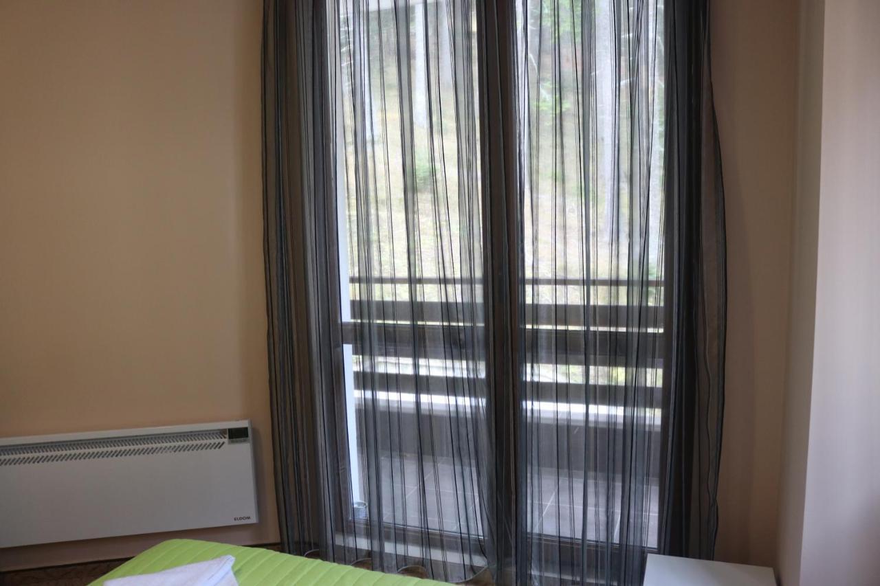 パンポロボWinter Аpartments Geroviアパートメント エクステリア 写真