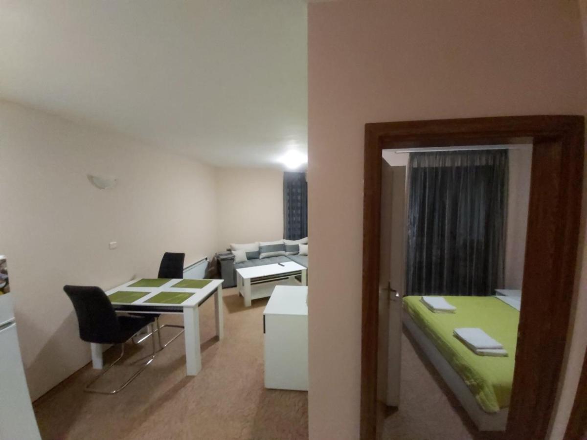 パンポロボWinter Аpartments Geroviアパートメント エクステリア 写真
